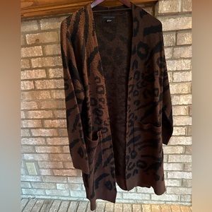 Sanctuary Long Cozy Animal Print Cardigan Size Large